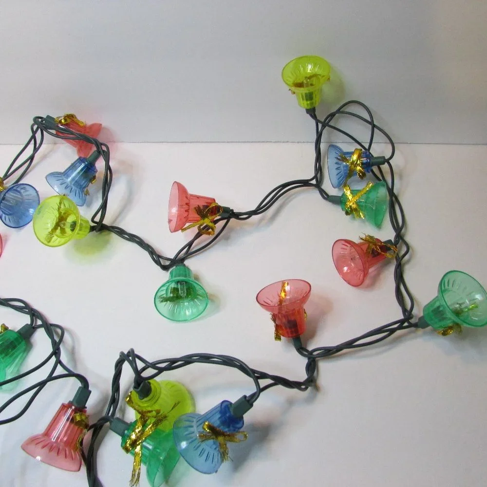 vintage string lights plastic colorful blinking bells play Christmas songs - Picture 5 of 14